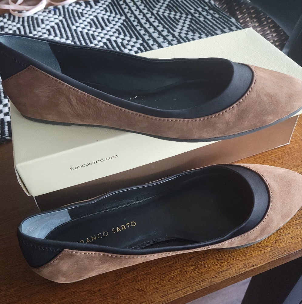 9.5 Franco Sarto Brown Suede Flats